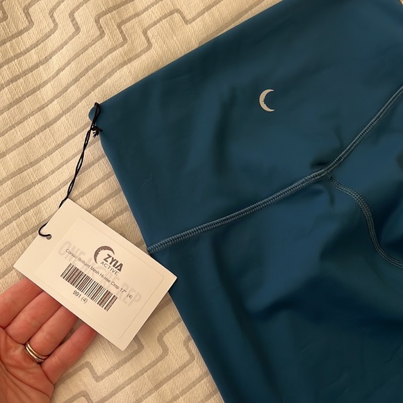 NWT Zyia Active Corsair Brilliant Mesh High Rise Crop Capri Leggings Teal Blue 4 - Picture 5 of 14